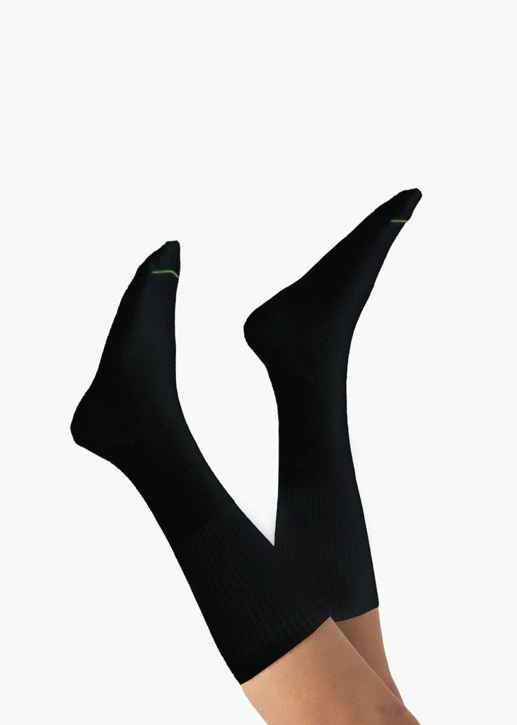 calcetines-largos-algodon-organico-color-negro-eco-ideales-para-el-frio