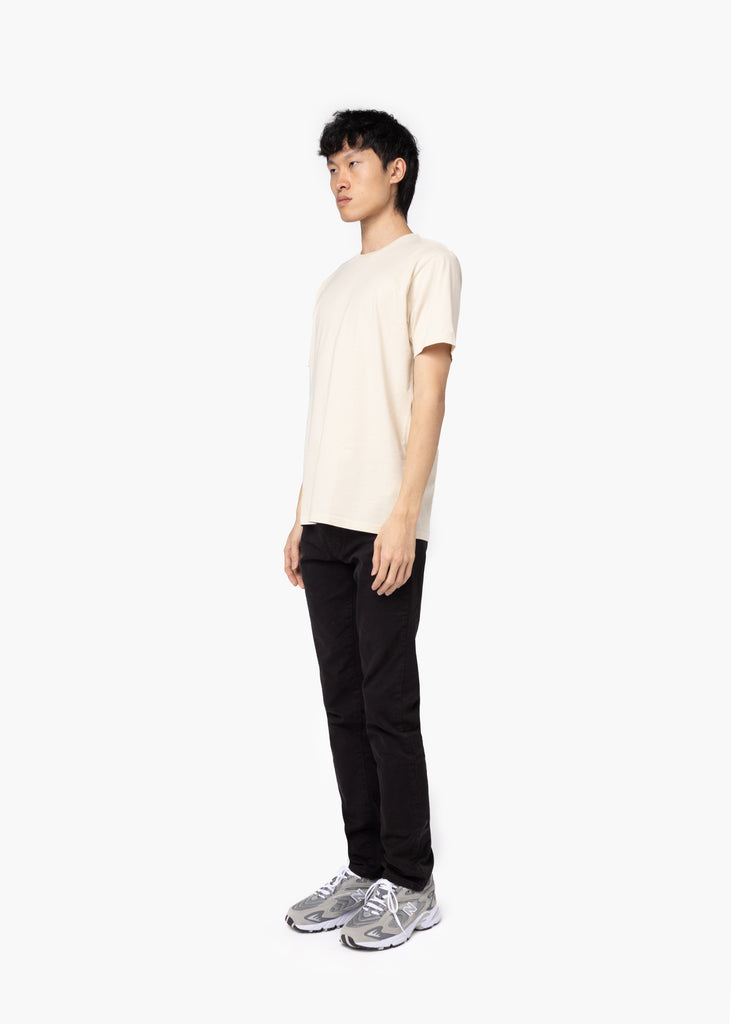 camiseta-organico-algodon-color-crudo-beige-blanco-roto-minimalista-hombre