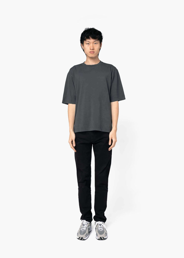 camiseta-oversize-gris-oscuro-lava-grey-algodon-organico