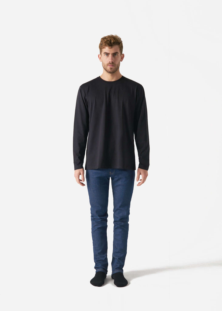 camiseta-organico-algodon-color-negro-manga-larga-hombre