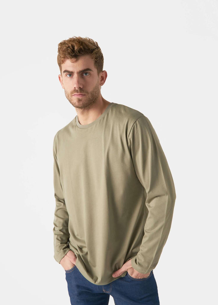 camiseta-verde-oliva-organico-algodon-hombre-minimalista